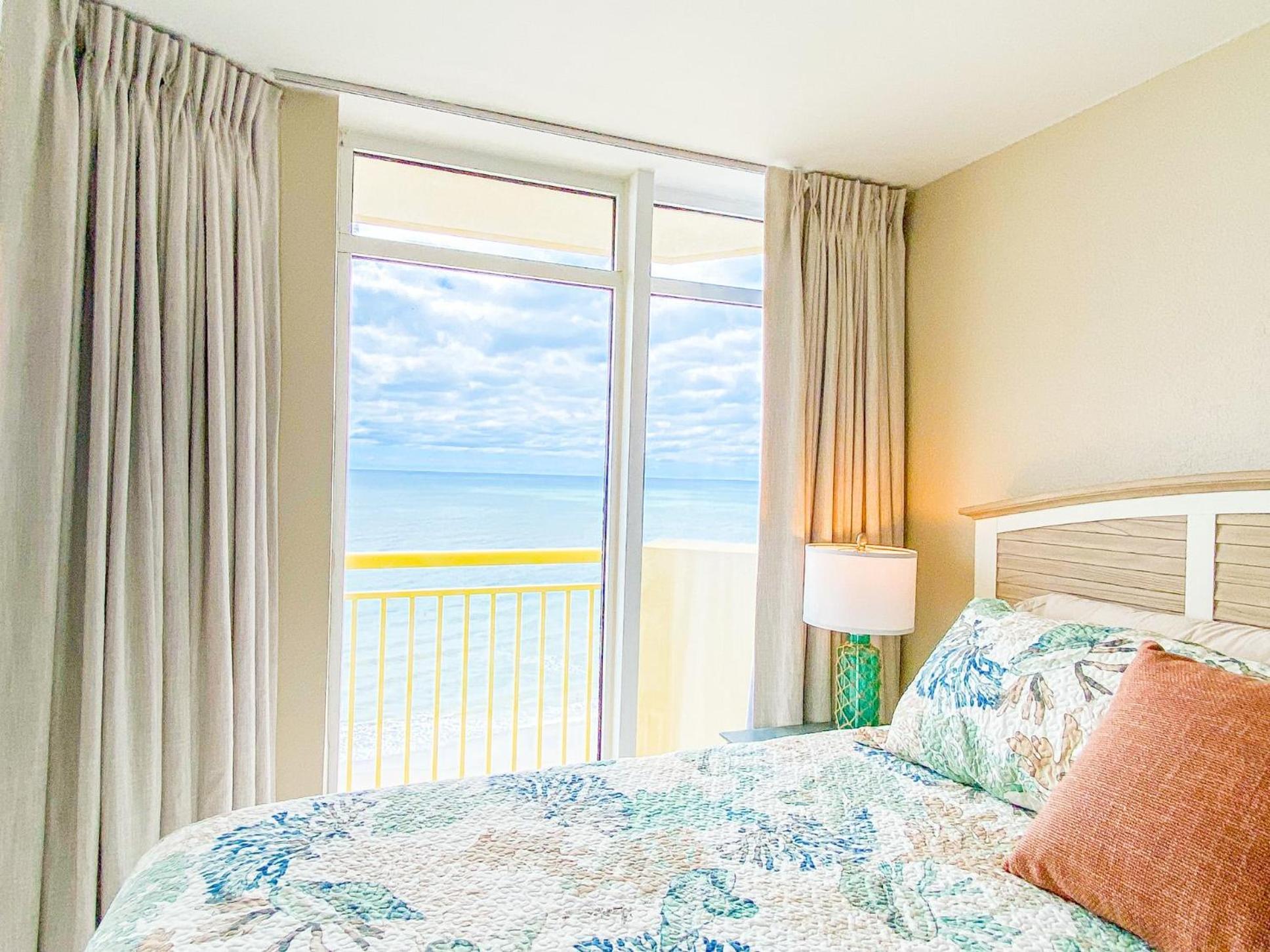 Bay Watch Resort Luxe Oceanfront End Unit Myrtle Beach Buitenkant foto